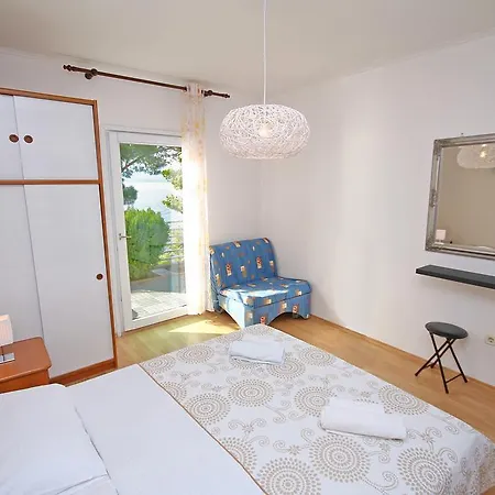 Hébergement de vacances House *
